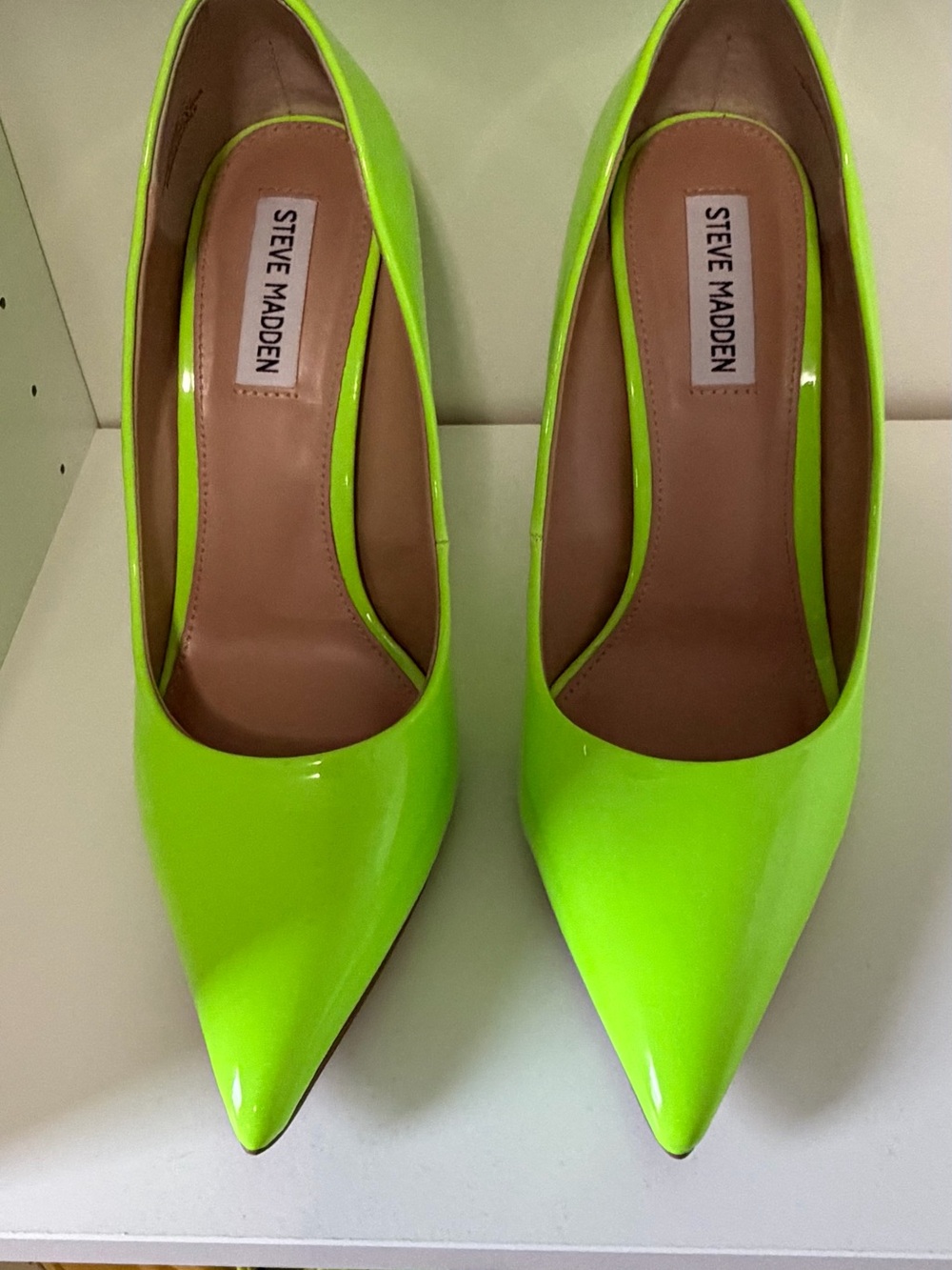 Steve Madden Neon Lime Patent Pointed-Toe Pumps - Never Worn outside - Size 8.5